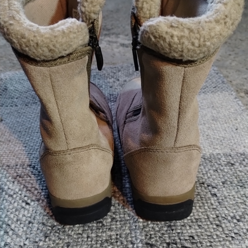 Sorel Women's Tan Winter Waterfall Boots Sz 6.5 - Picture 3 of 6